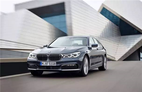 宝马3系到7系的悬臂顶柱，竟然都用这两款工程塑